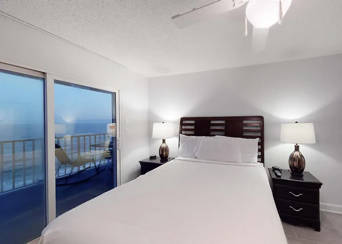Renovated Gulf-front With Lovely View Balcony Ac W&d & Pool Gulf Shores