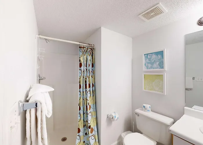 Renovated Gulf-front With Lovely View Balcony Ac W&d & Pool *