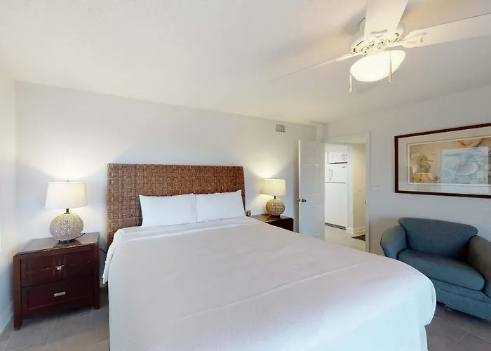 Renovated Gulf-front With Lovely View Balcony Ac W&d & Pool Gulf Shores