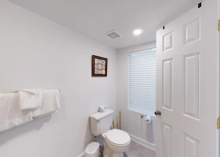 Renovated Gulf-front With Lovely View Balcony Ac W&d & Pool Gulf Shores